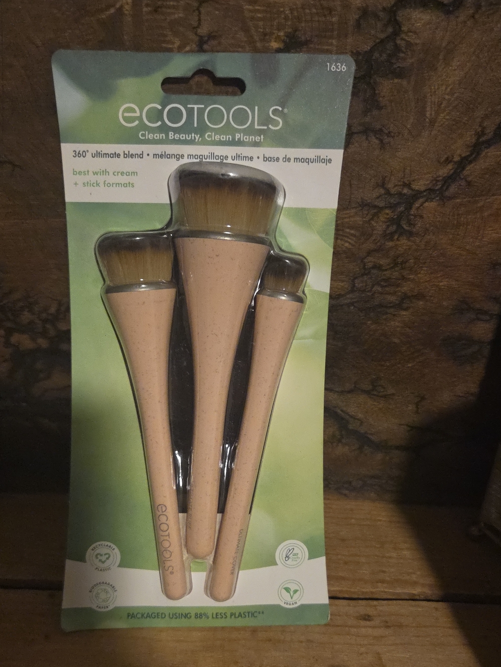ecotools Beige Speckled 3-Piece Face Brush Set